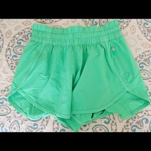 Size 4 Green Lululemon Tracker short